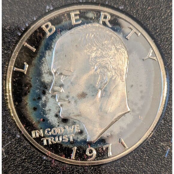 1971 Eisenhower Dollar – Mint Box, Rainbow Toning, Silver Uncirculated - Picture 2 of 4